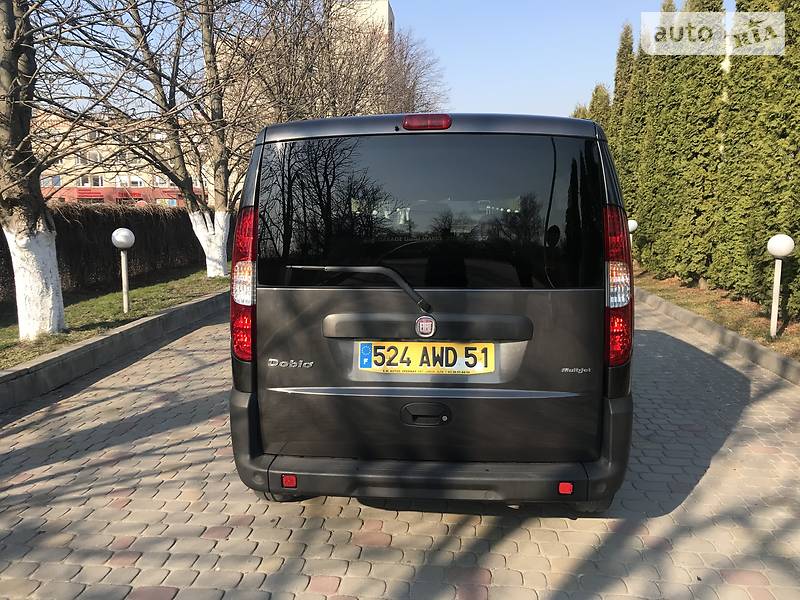 Вантажопасажирський фургон Fiat Doblo 2007 в Луцьку