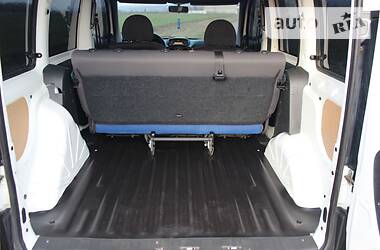 Вантажопасажирський фургон Fiat Doblo 2008 в 