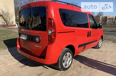 Мінівен Fiat Doblo 2013 в 