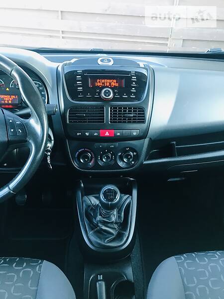 Вантажопасажирський фургон Fiat Doblo 2014 в Стрию