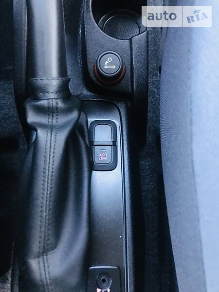 Вантажопасажирський фургон Fiat Doblo 2014 в Стрию