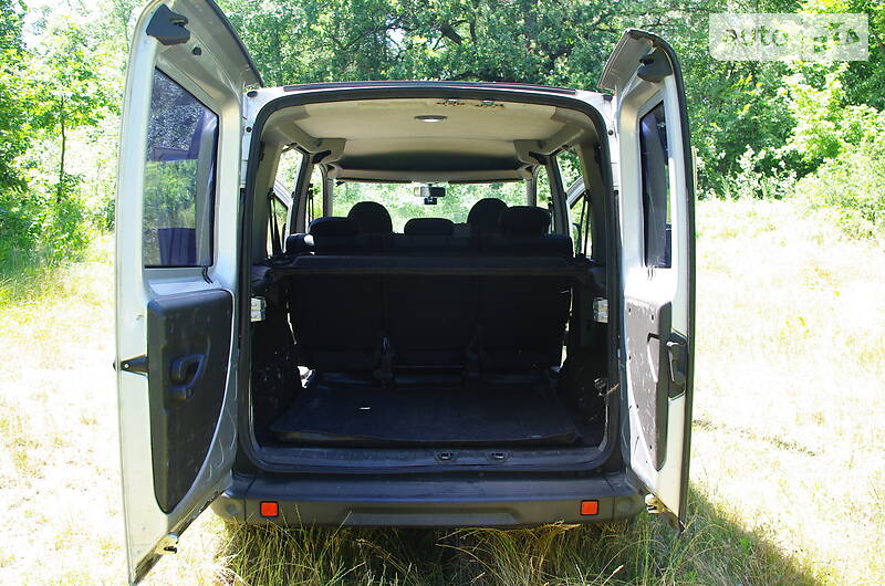 Мінівен Fiat Doblo 2007 в Києві