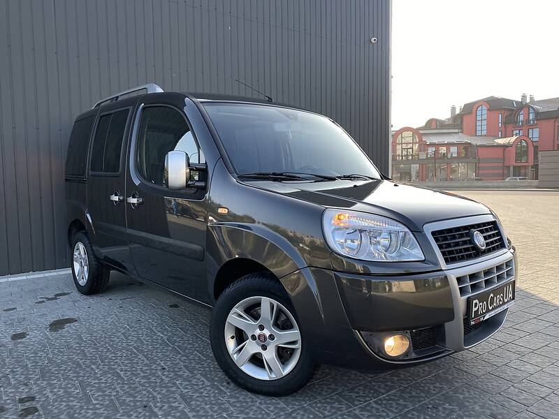 Универсал Fiat Doblo 2008 в Дрогобыче