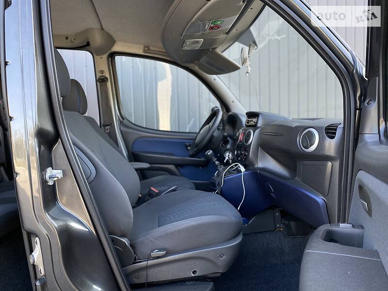 Универсал Fiat Doblo 2008 в Дрогобыче