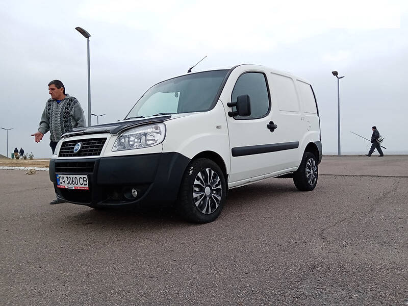 Мінівен Fiat Doblo 2011 в Черкасах