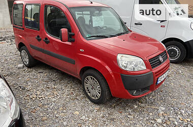 Грузопассажирский фургон Fiat Doblo 2009 в Баре