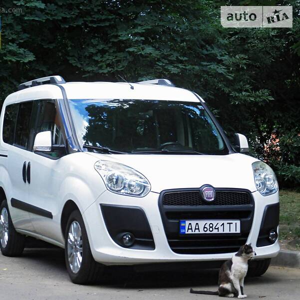 Универсал Fiat Doblo 2010 в Харькове