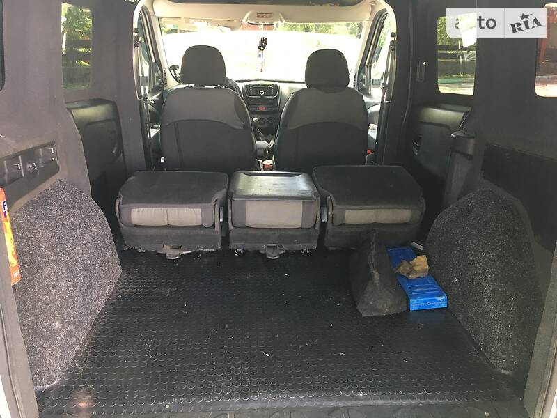 Универсал Fiat Doblo 2010 в Маньковке