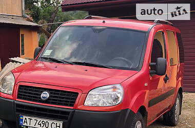 Минивэн Fiat Doblo 2006 в Долине