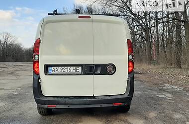 Вантажопасажирський фургон Fiat Doblo 2014 в Харкові