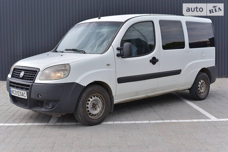 Пикап Fiat Doblo 2006 в Нововолынске