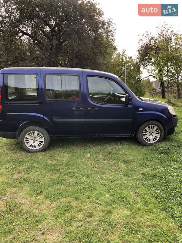 Универсал Fiat Doblo 2009 в Хусте