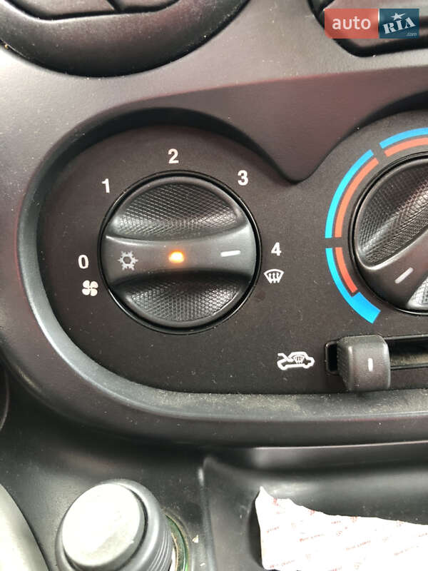 Универсал Fiat Doblo 2009 в Хусте