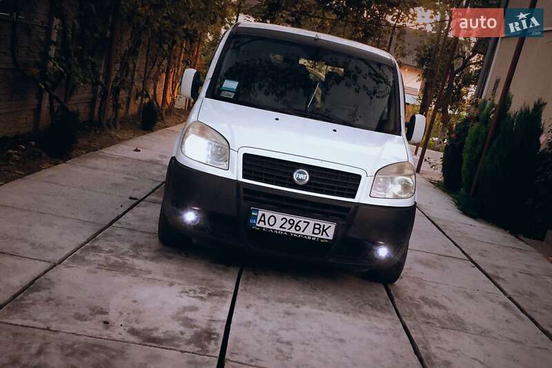 Минивэн Fiat Doblo 2006 в Иршаве