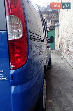 Минивэн Fiat Doblo 2006 в 