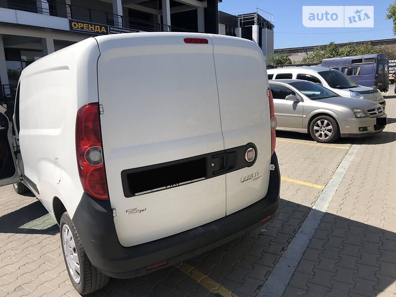 Минивэн Fiat Doblo 2012 в Черновцах