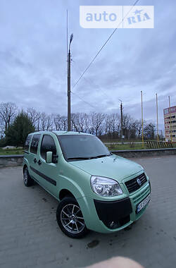 Минивэн Fiat Doblo 2007 в Киеве