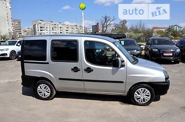 Мінівен Fiat Doblo 2004 в 