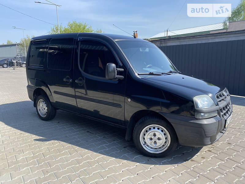 Минивэн Fiat Doblo 2004 в Червонограде