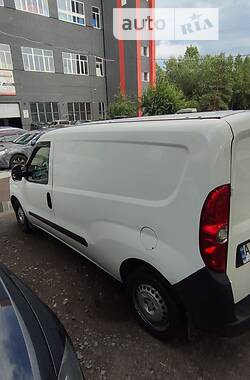 Вантажний фургон Fiat Doblo 2012 в Києві