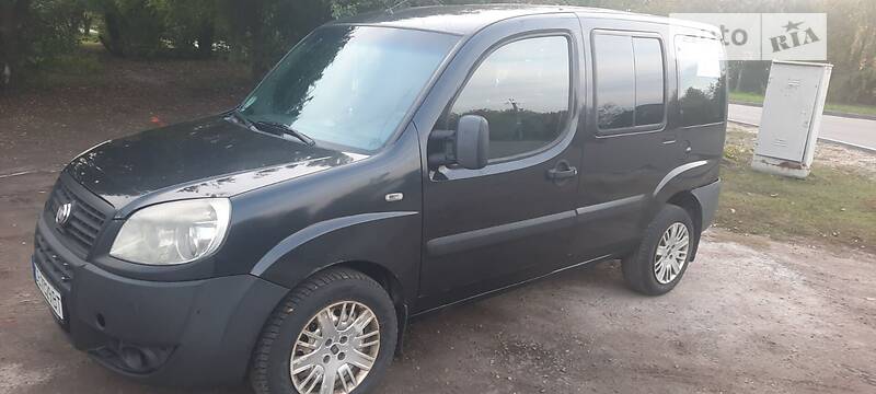 Минивэн Fiat Doblo 2007 в 