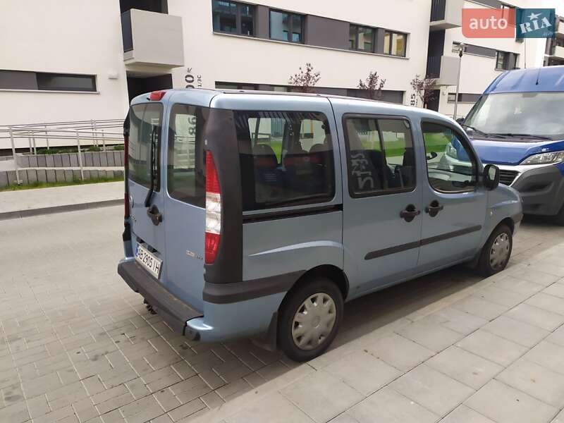 Универсал Fiat Doblo 2005 в Львове