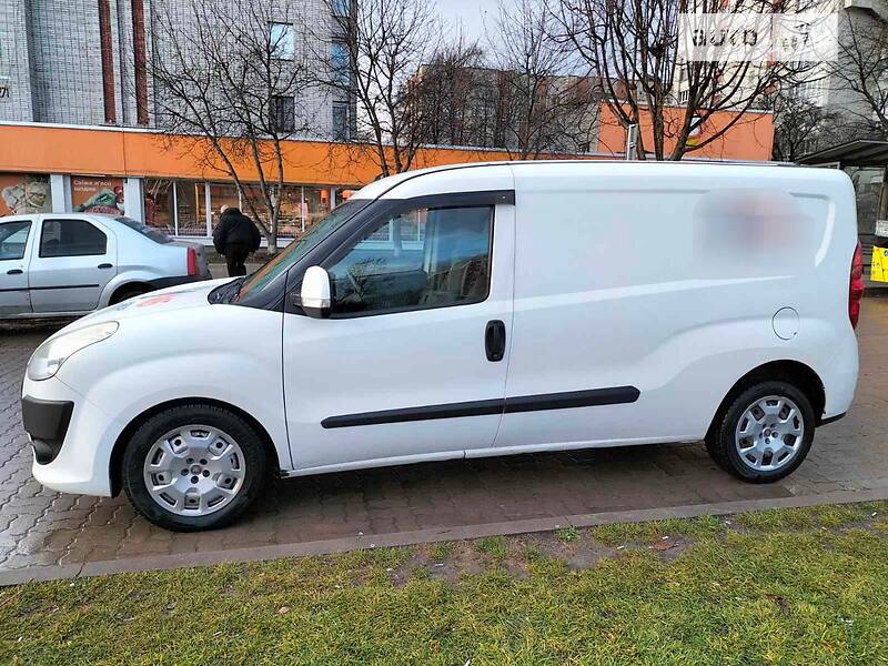 Грузовой фургон Fiat Doblo 2014 в Львове
