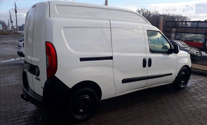 Грузовой фургон Fiat Doblo 2014 в Черновцах фото 3 Грузовой фургон Fiat Doblo 2014 в Черновцах