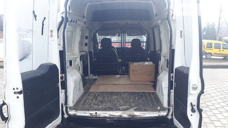 Грузовой фургон Fiat Doblo 2014 в Черновцах фото 13 Грузовой фургон Fiat Doblo 2014 в Черновцах