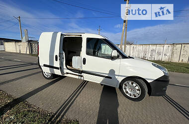Грузовой фургон Fiat Doblo 2011 в 