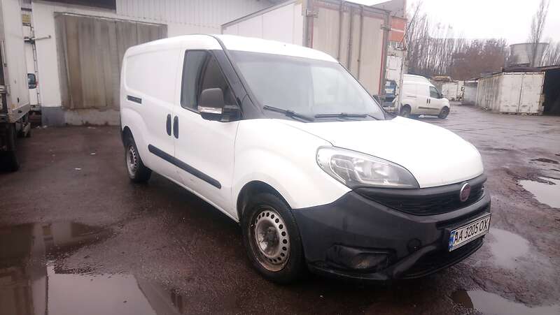 Грузовой фургон Fiat Doblo 2015 в Киеве фото 3 Грузовой фургон Fiat Doblo 2015 в Киеве