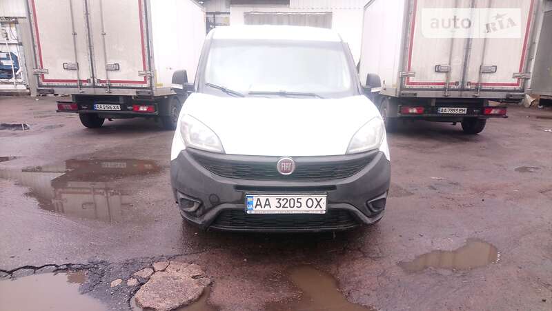 Грузовой фургон Fiat Doblo 2015 в Киеве фото 4 Грузовой фургон Fiat Doblo 2015 в Киеве
