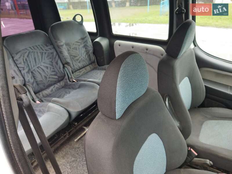 Минивэн Fiat Doblo 2006 в Ровно