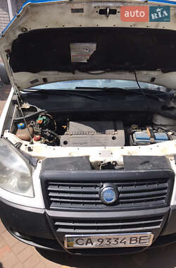 Универсал Fiat Doblo 2006 в 