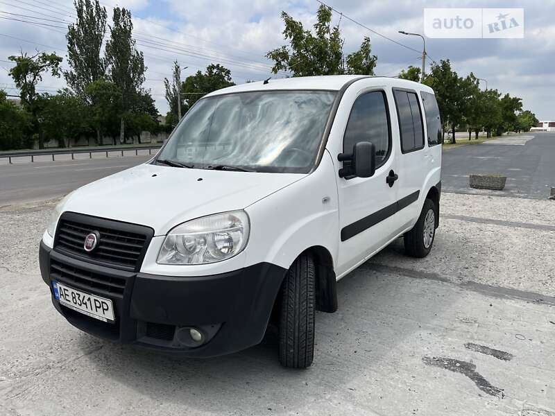 Мінівен Fiat Doblo 2013 в 