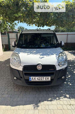 Вантажний фургон Fiat Doblo 2010 в Чугуєві