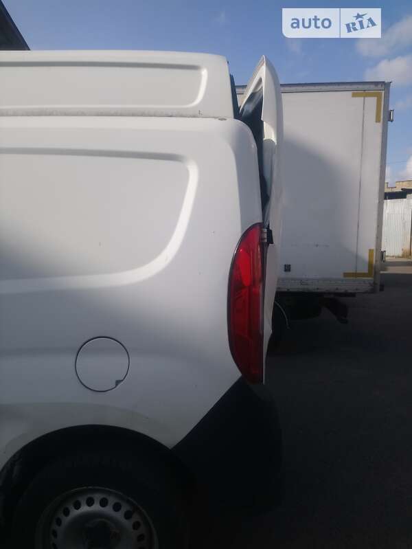 Грузовой фургон Fiat Doblo 2018 в Киеве