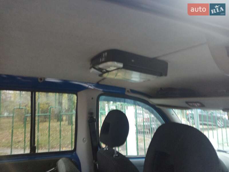 Минивэн Fiat Doblo 2007 в Киеве