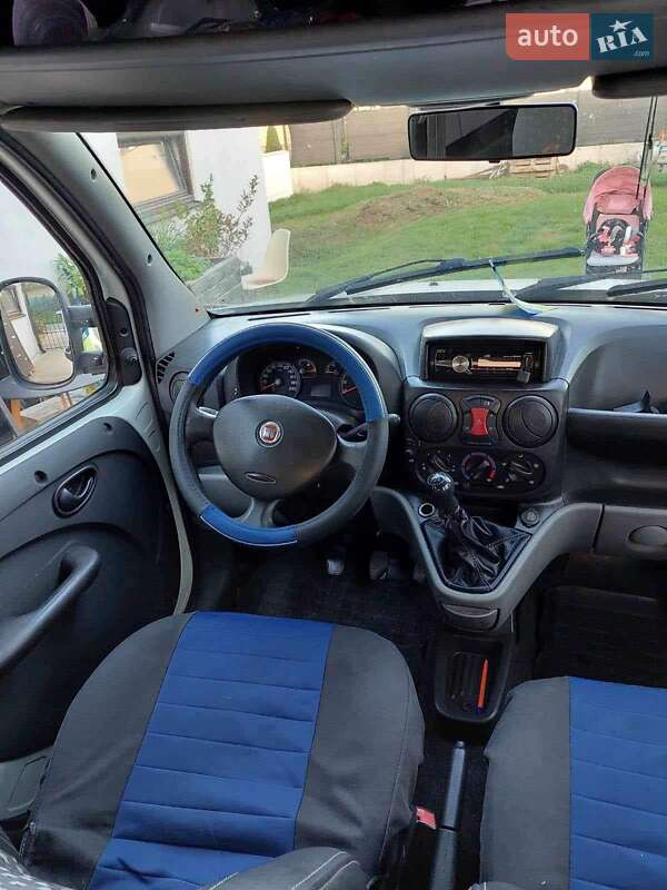Минивэн Fiat Doblo 2009 в Ужгороде
