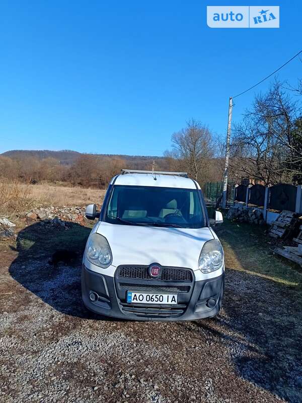 Грузовой фургон Fiat Doblo 2012 в 