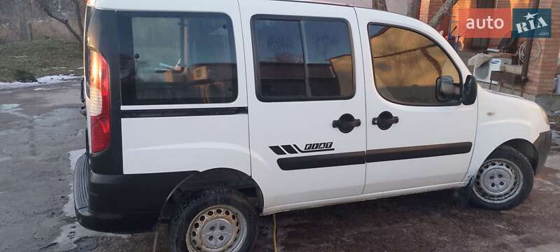 Минивэн Fiat Doblo 2012 в Киеве фото 3 Минивэн Fiat Doblo 2012 в Киеве