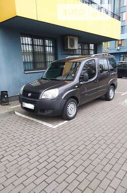 Минивэн Fiat Doblo 2012 в Киеве