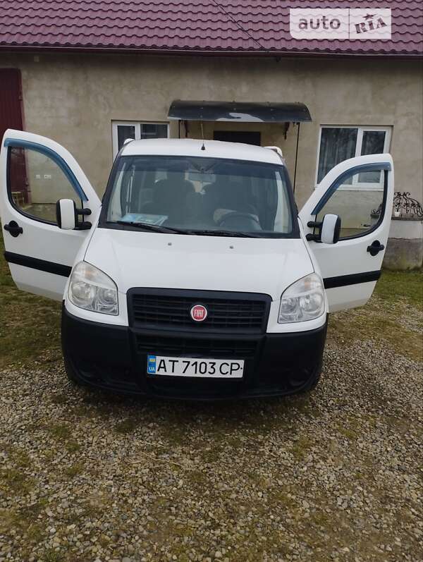 Мінівен Fiat Doblo 2008 в Косові