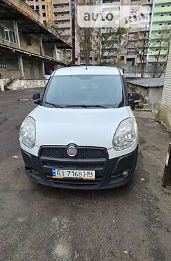 Вантажний фургон Fiat Doblo 2013 в Києві