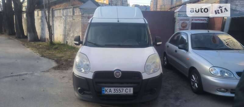 Грузовой фургон Fiat Doblo 2013 в Киеве