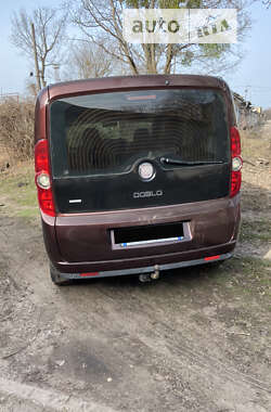 Минивэн Fiat Doblo 2011 в Знаменке
