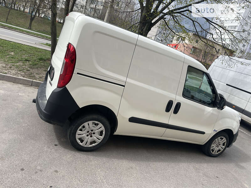 Вантажний фургон Fiat Doblo 2016 в 