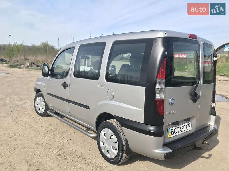 Минивэн Fiat Doblo 2005 в Перемышлянах