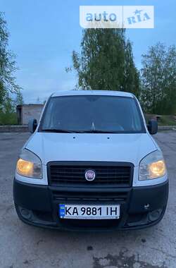 Вантажний фургон Fiat Doblo 2012 в Василькові