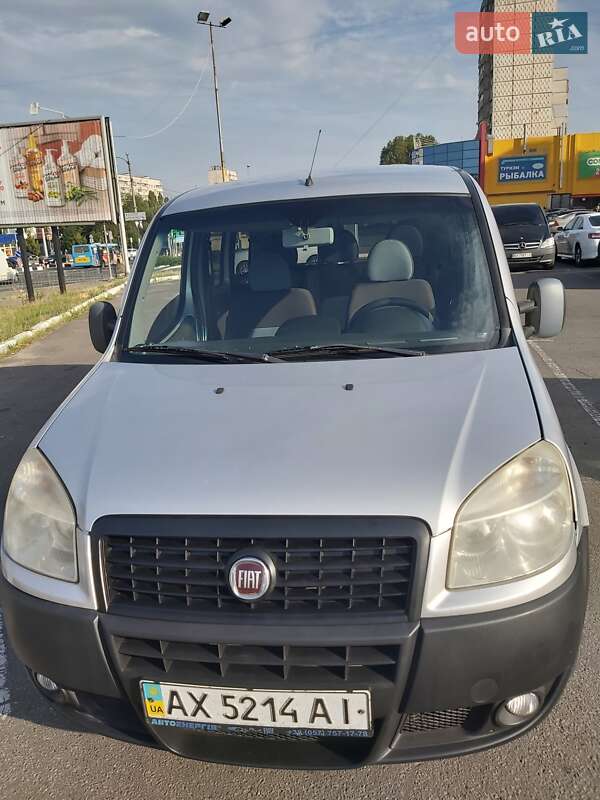 Минивэн Fiat Doblo 2009 в Харькове